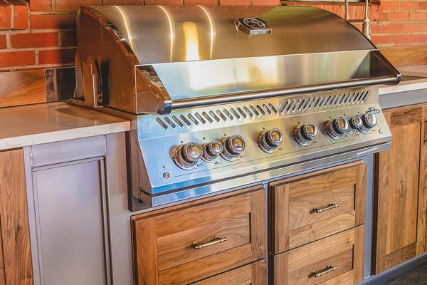 Outdoor kitchen with grill